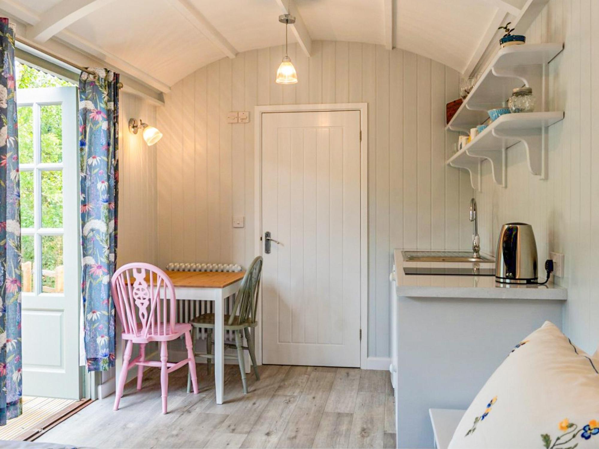 Fig Tree Shepherds Hut Bridport Dış mekan fotoğraf