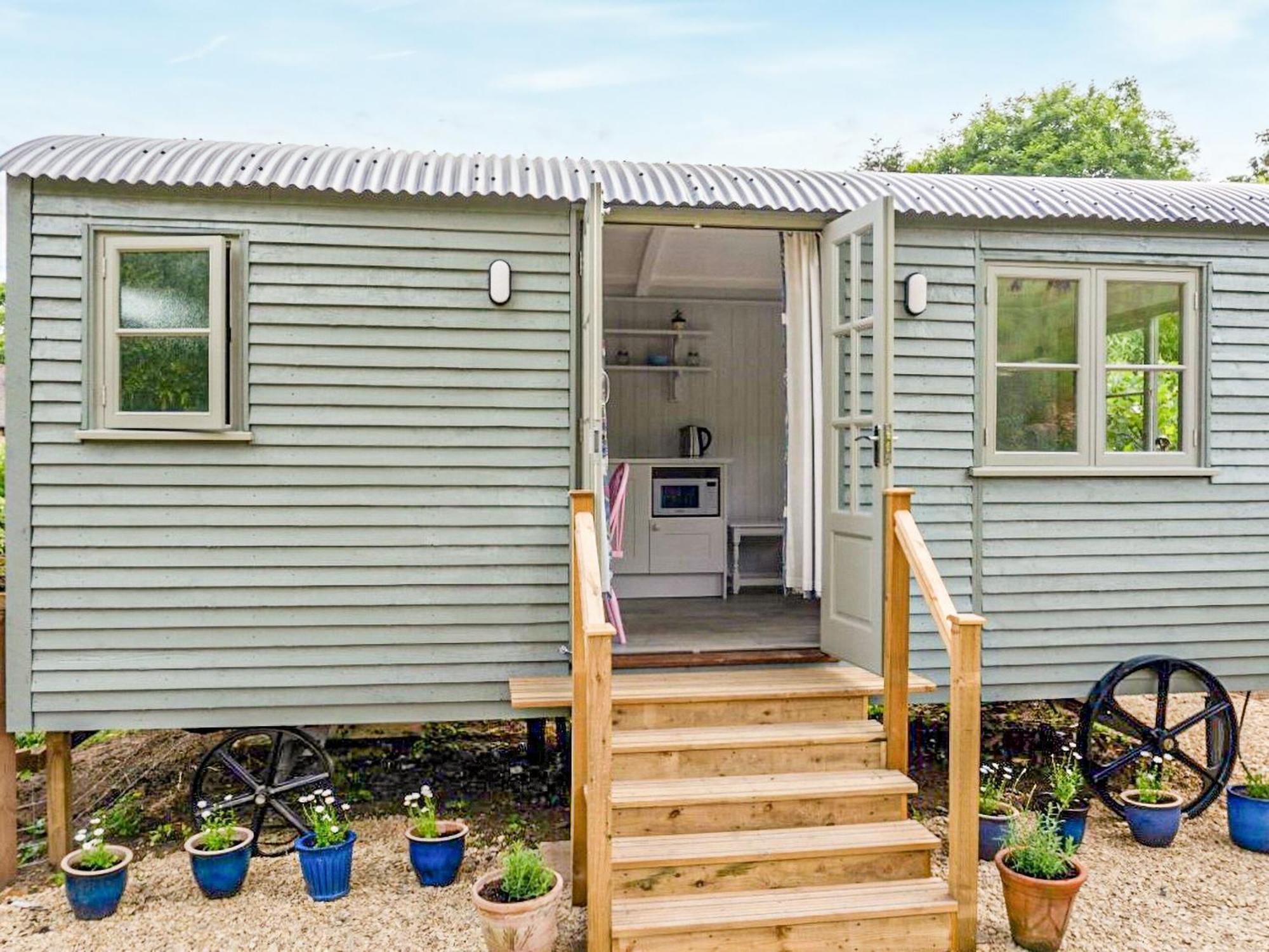 Fig Tree Shepherds Hut Bridport Dış mekan fotoğraf